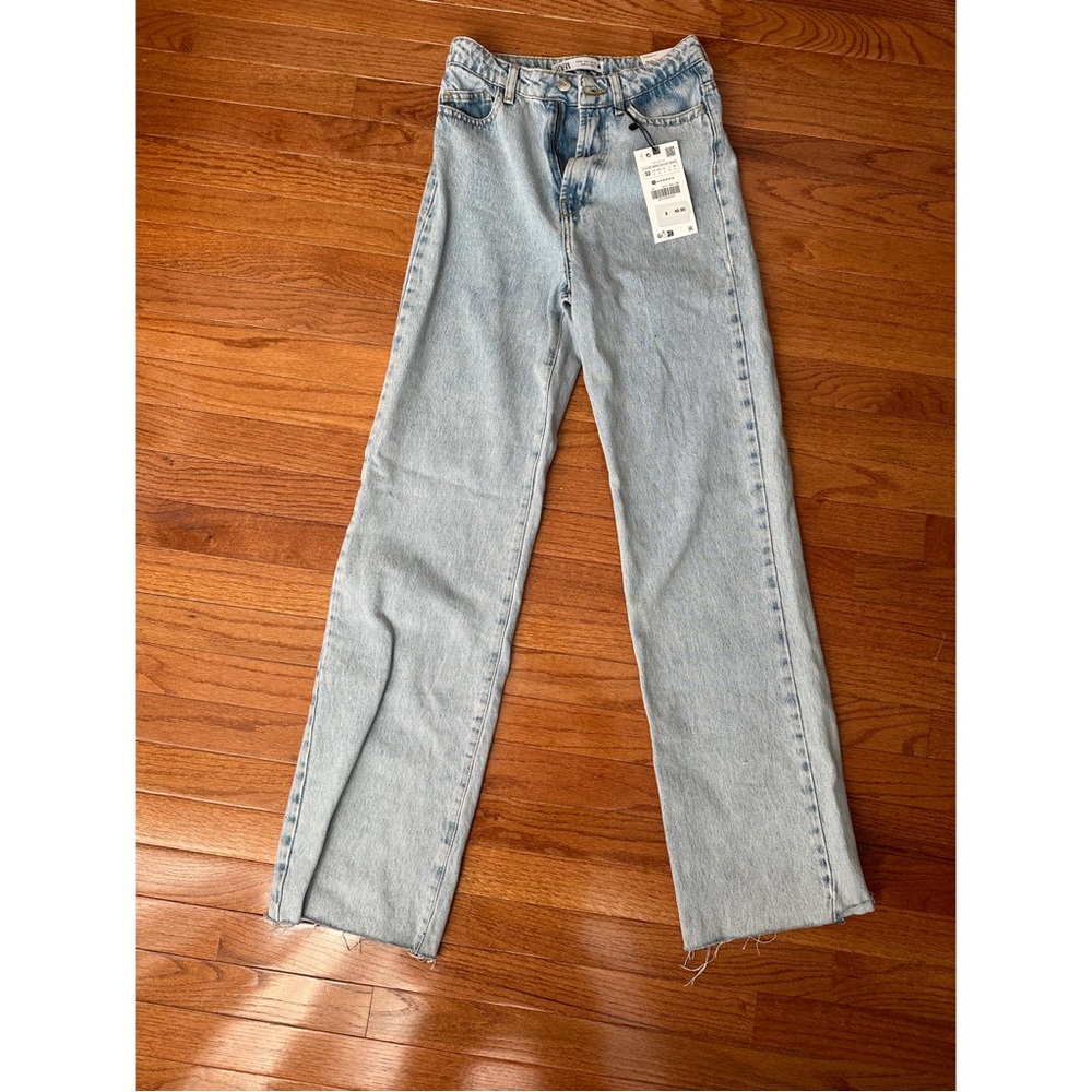 NWT ZARA SUPER HIGH RISE STRAIGHT LEG JEANS
